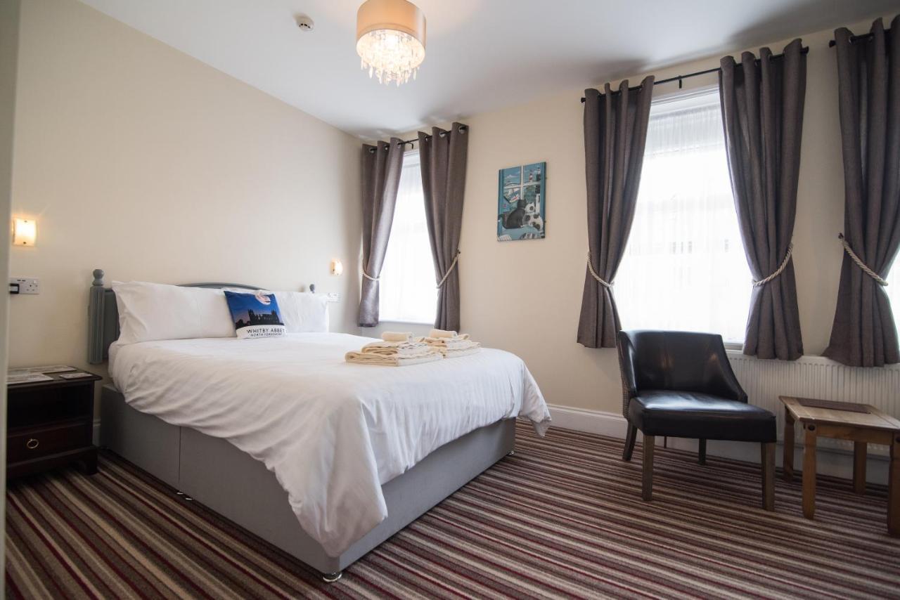Hotel The Europa à Whitby Extérieur photo
